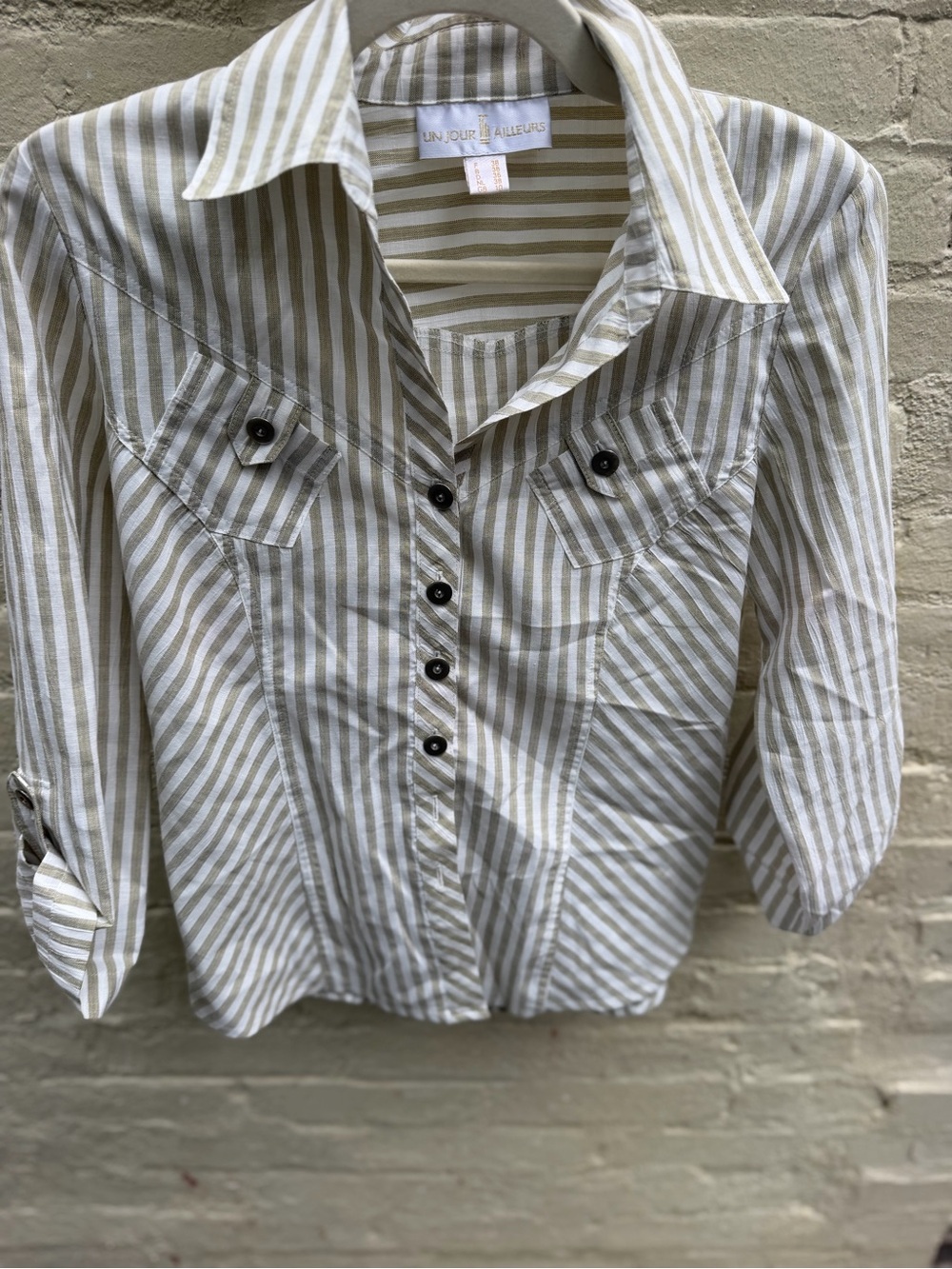 Stunning EUC linen short from Un Jour Ailleurs